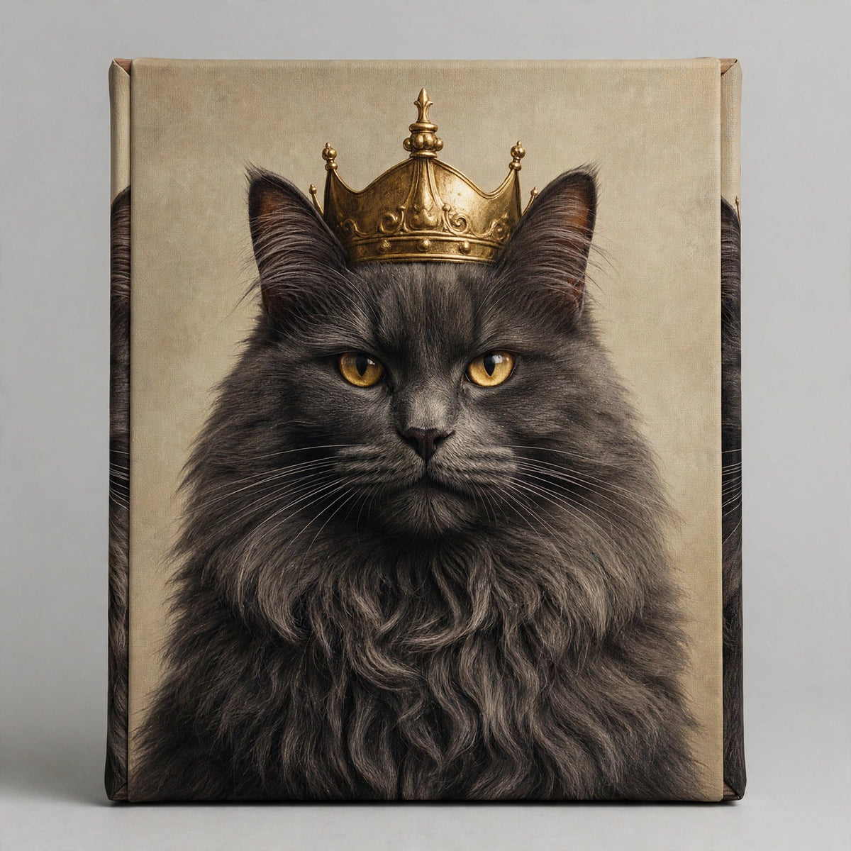 Gato Digno de Coroa — Quadro Personalizado de Gato